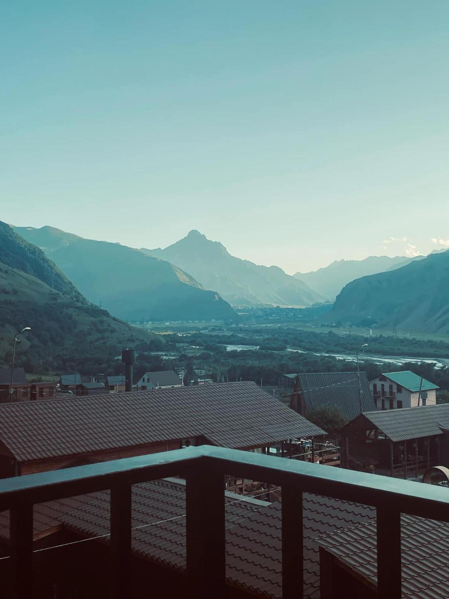 Melodia Kazbegi Hotel Buitenkant foto