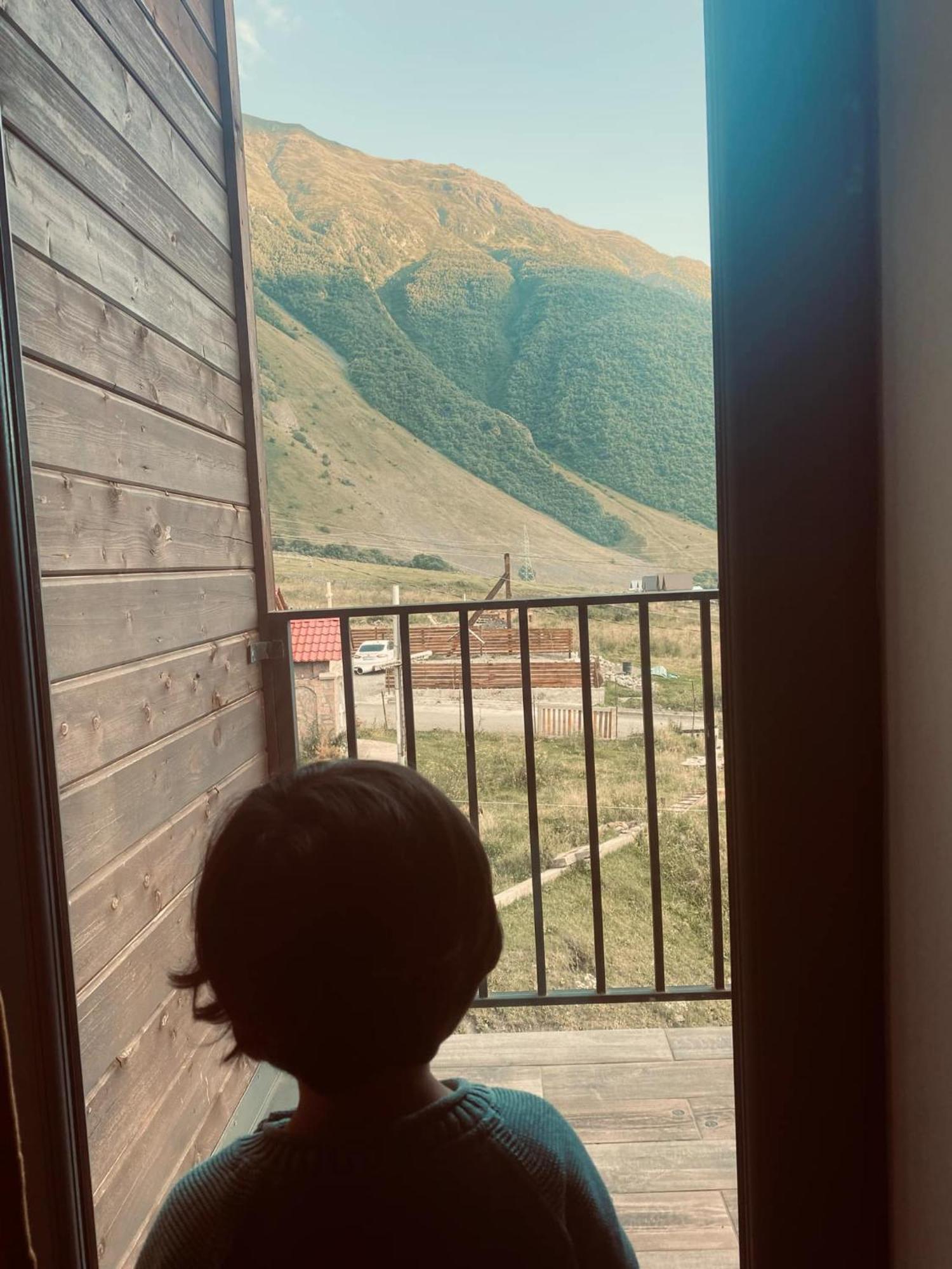 Melodia Kazbegi Hotel Buitenkant foto