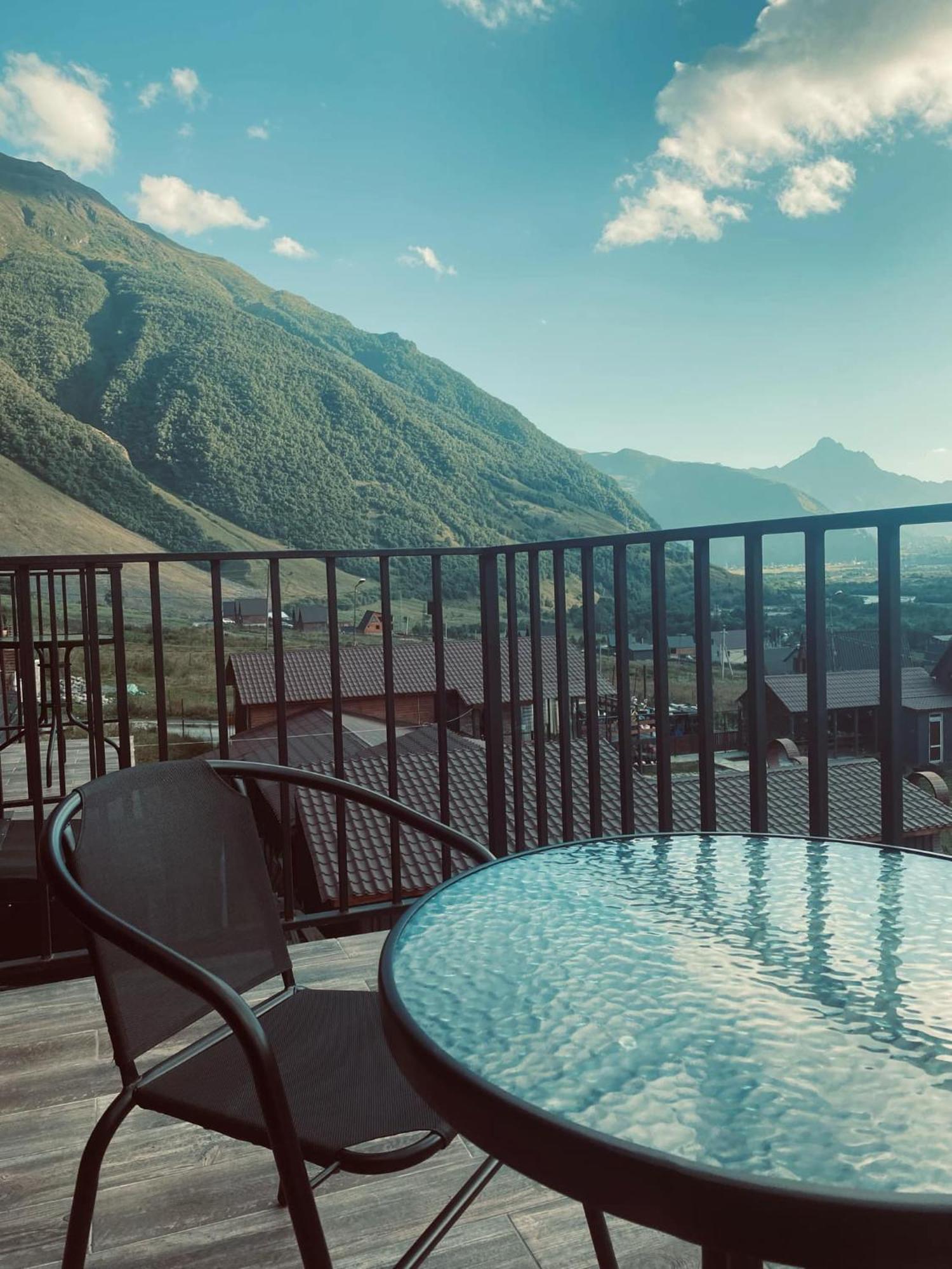 Melodia Kazbegi Hotel Buitenkant foto
